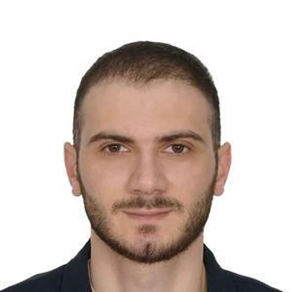 Шахзад Саид Сабирович — Стоматолог, Стоматолог-имплантолог, Стоматолог-хирург, Ростов-на-Дону