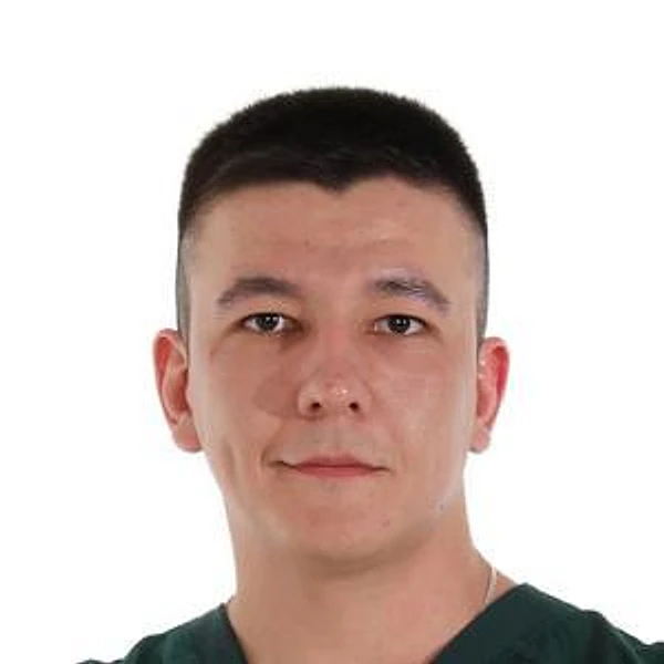 Утягулов Айрат Альфредович — Травматолог, Казань