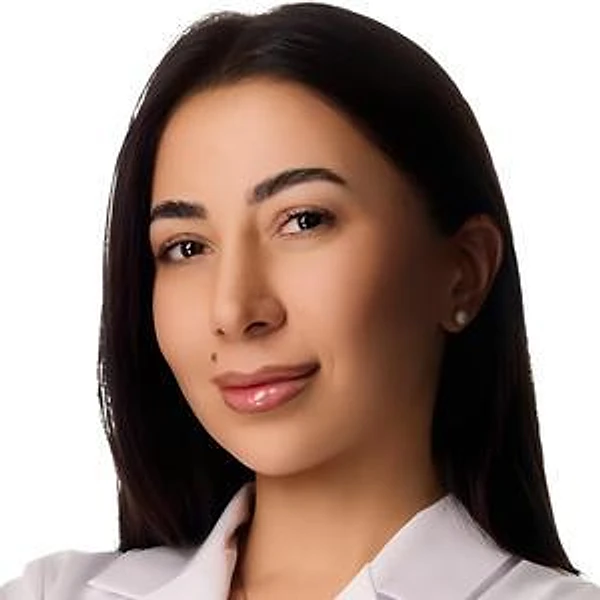 Алиева Кюбра Арифовна — Стоматолог-гигиенист, Москва
