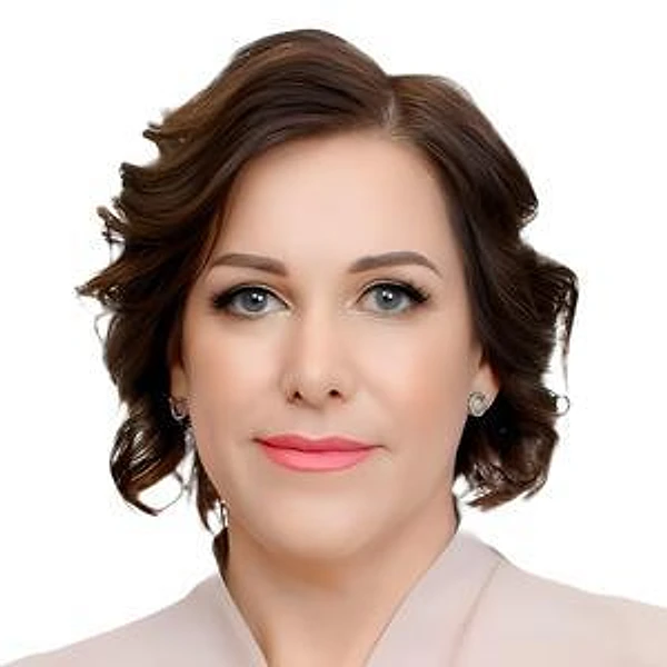 Гурова Елена Владимировна — Подолог-эстетист, Москва