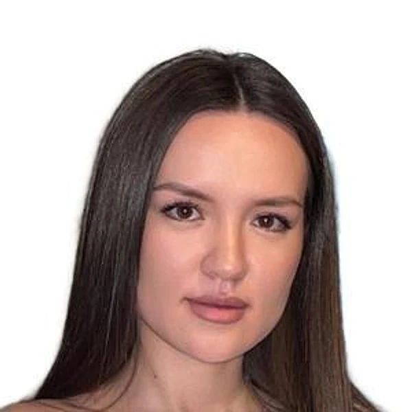Тугамбаева Алина Жаныбековна — Стоматолог, Челябинск