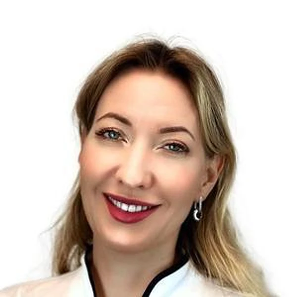 Светличная Алёна Сергеевна — Стоматолог, Иркутск