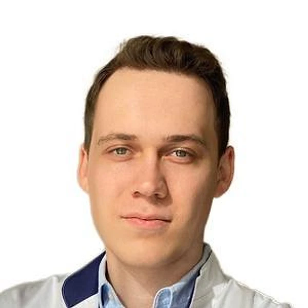 Маликов Евгений Олегович — Хирург, Омск
