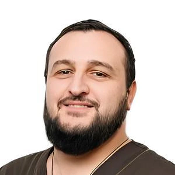 Бачана Саджия — Стоматолог-ортопед, Сыктывкар