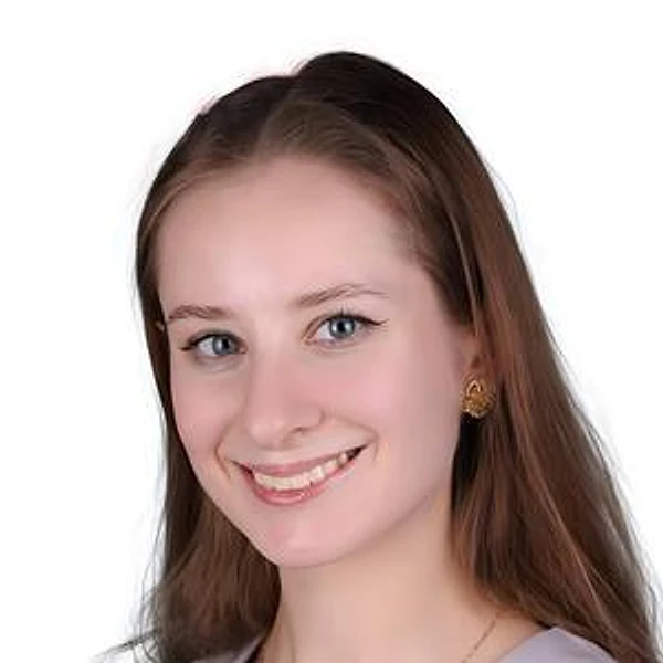 Якимова Ксения Валерьевна — Стоматолог, Москва