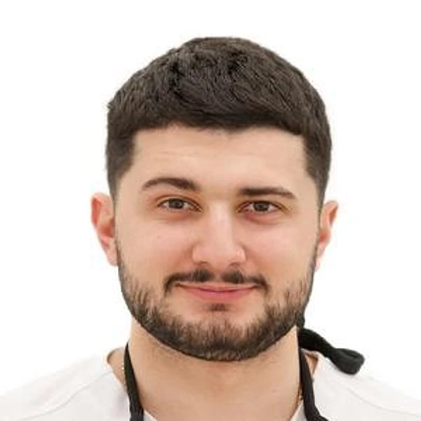 Тер-Погосян Давид Азнавурович — Стоматолог, Стоматолог-гигиенист, Стоматолог-эндодонтист, Ялта