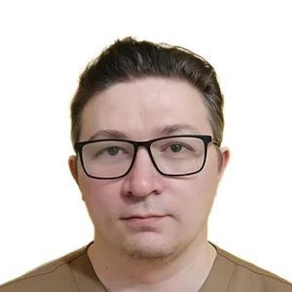 Уланов Олег Вадимович — Массажист, Красноярск