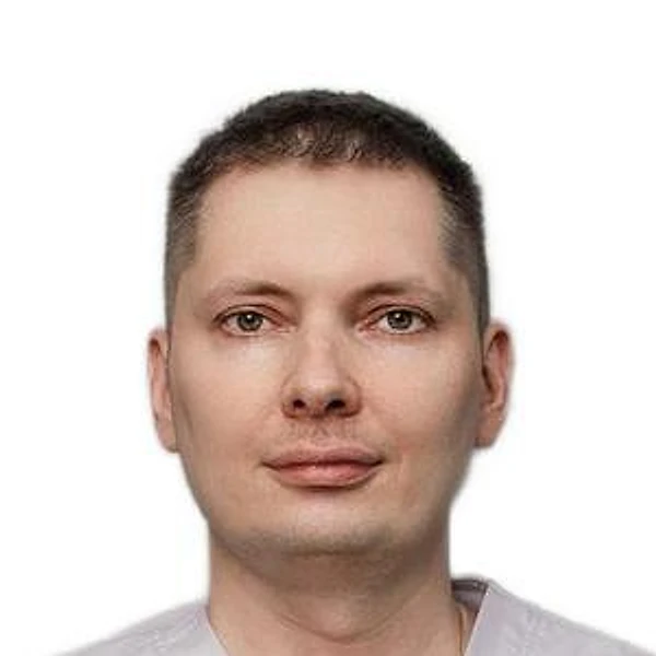 Попов Михаил Олегович — Офтальмолог-хирург, Офтальмолог (окулист), Красноярск