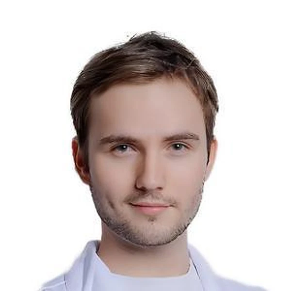 Поляков Илья Вячеславович — Терапевт, Москва