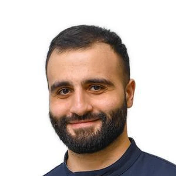 Багдасарян Давид Каренович — Травматолог, Ортопед, Терапевт, Омск
