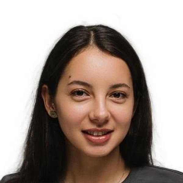 Дарибаева Ангелина Маратовна — Стоматолог-гигиенист, Томск