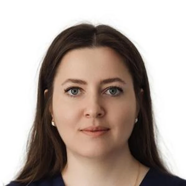 Иванникова Полина Сергеевна — Стоматолог, Стоматолог-хирург, Воронеж