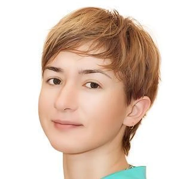Зухба Астанда Саверьяновна — Стоматолог-хирург, Москва