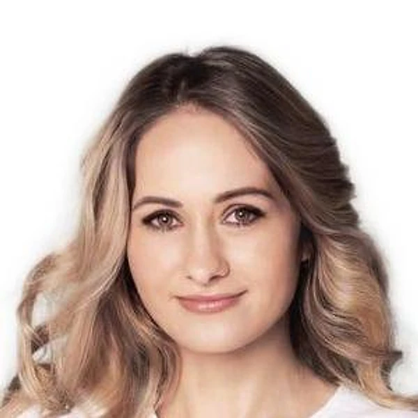 Суржикова Елена Юрьевна — Инструктор ЛФК, Санкт-Петербург