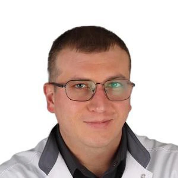Буц Антон Александрович — Челюстно-лицевой хирург, Пятигорск
