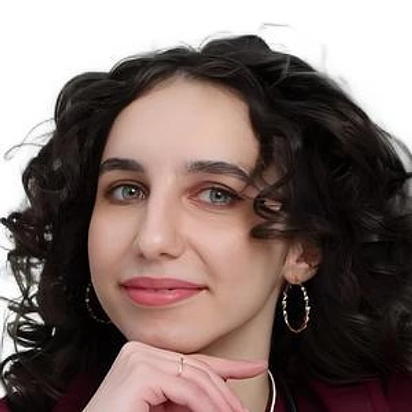 Хестанова Диана Денисовна — Рефлексотерапевт, Педиатр, Москва