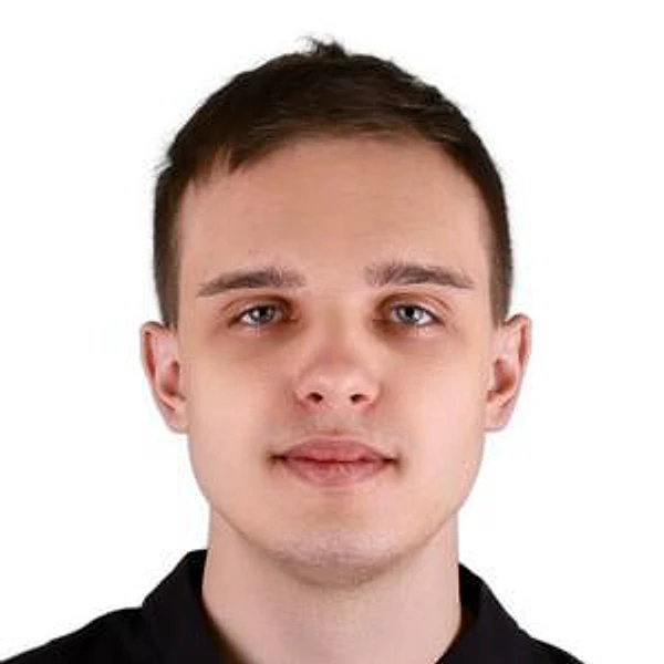 Фарафонов Владислав Владимирович — Стоматолог-имплантолог, Стоматолог-хирург, Ульяновск