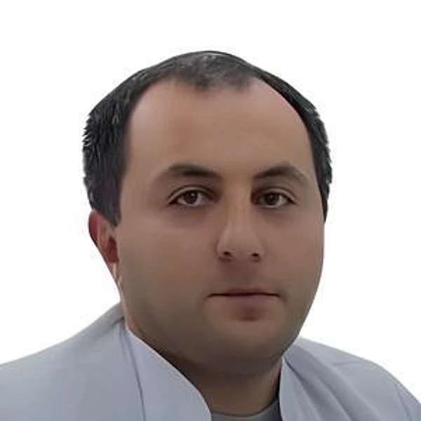 Узденов Артур Мухтарович — Нейрохирург, Нальчик