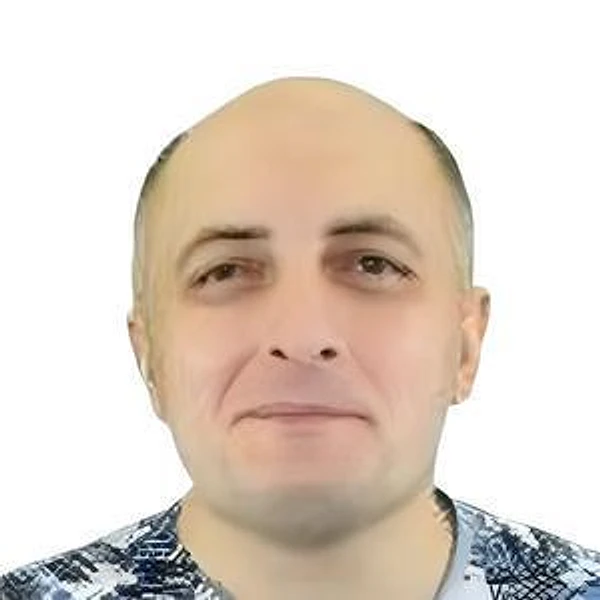 Солаев Эльбрус Яковлевич — Уролог, Врач УЗИ, Санкт-Петербург