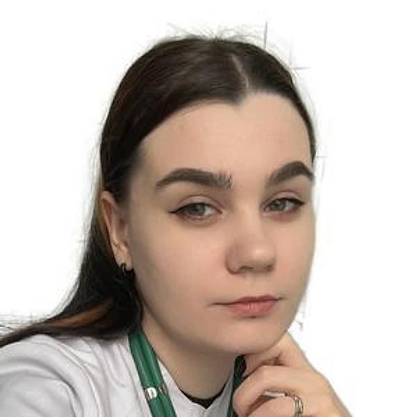 Лапшова Алина Алексеевна — Педиатр, Саратов
