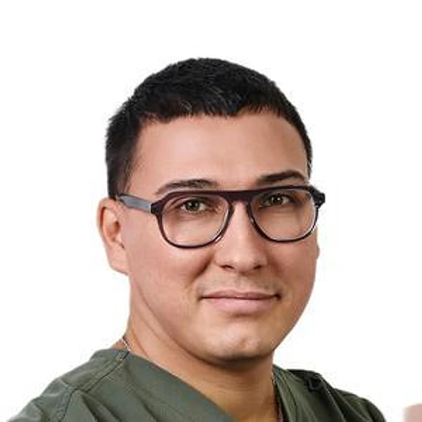 Кузнецов Михаил Владимирович — Детский стоматолог, Детский стоматолог-гигиенист, Детский стоматолог-ортопед, Детский стоматолог-хирург, Омск