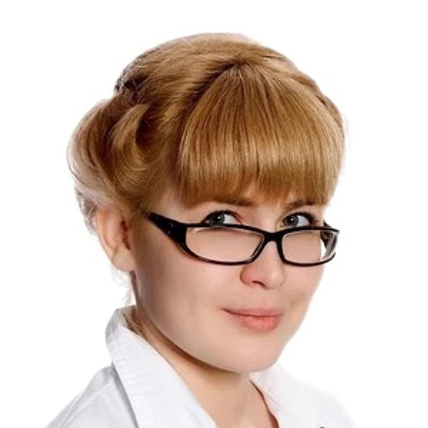 Симонова Ирина Олеговна — Стоматолог, Смоленск