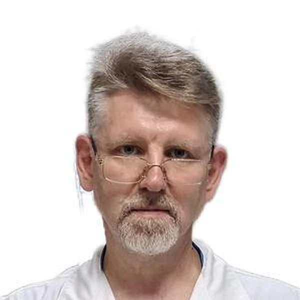 Шутов Максим Юрьевич — Хирург, Екатеринбург