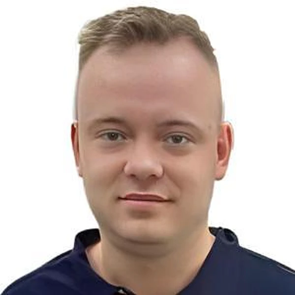 Тараненко Владислав Олегович — Стоматолог-хирург, Москва