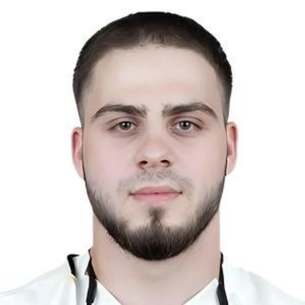 Чантиев Муслим Темирханович — Стоматолог-имплантолог, Новороссийск