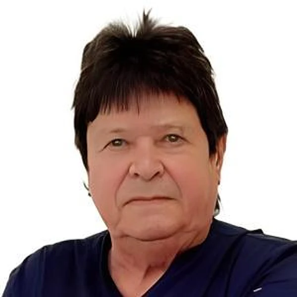 Савенко Александр Анатольевич — Стоматолог-хирург, Новоазовск