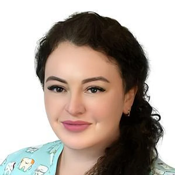 Кухарева Кристина Игоревна — Детский стоматолог, Снежное