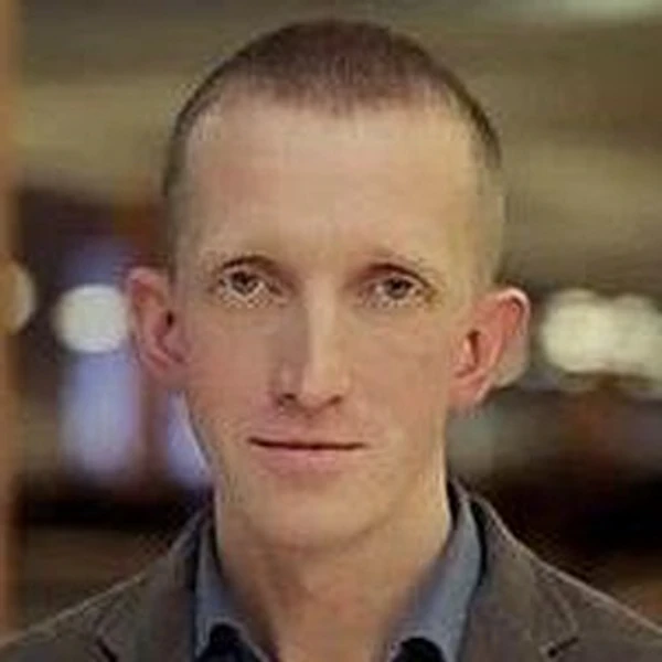Некрасов Максим Владимирович — Психотерапевт, Детский психиатр, Психиатр, Санкт-Петербург