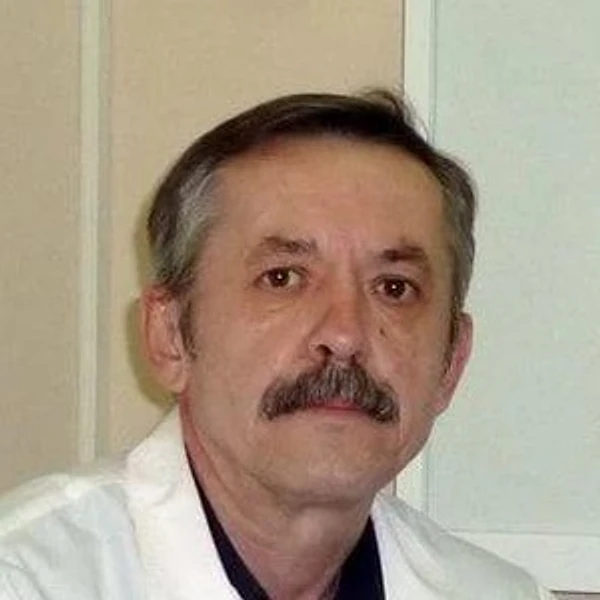 Власов Олег Юрьевич — Нейрохирург, Пенза