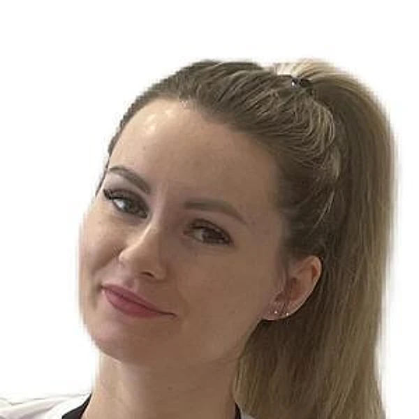 Галич Алина Сергеевна — Стоматолог-эндодонтист, Стоматолог, Хабаровск