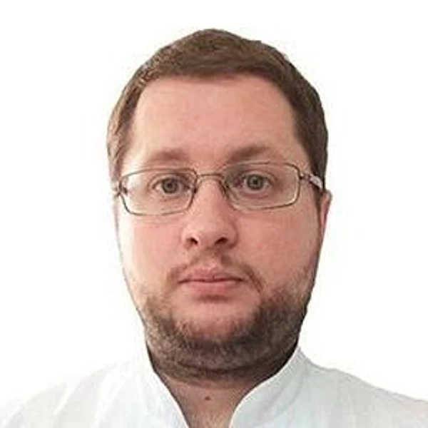 Усков Илья Игоревич — Хирург, Мурманск