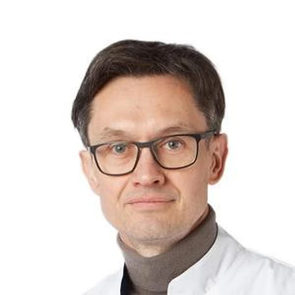 Гусев Алексей Александрович — Офтальмолог (окулист), Врач-косметолог, Офтальмолог-хирург, Ханты-Мансийск