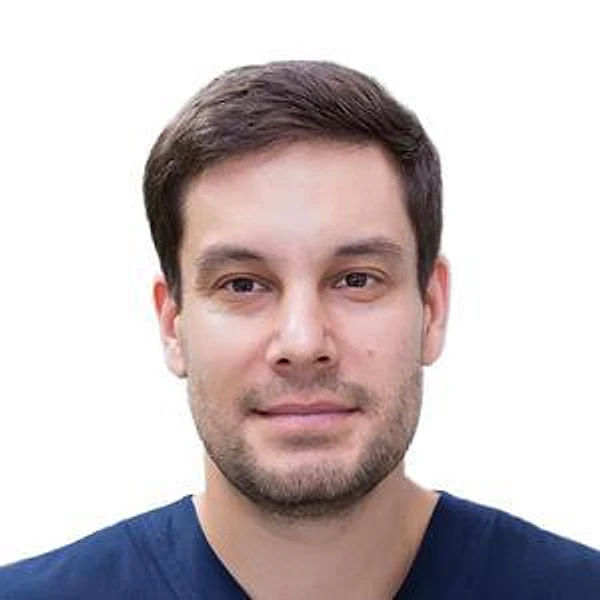 Амирханов Донат Инсафович — Стоматолог-имплантолог, Челюстно-лицевой хирург, Владимир