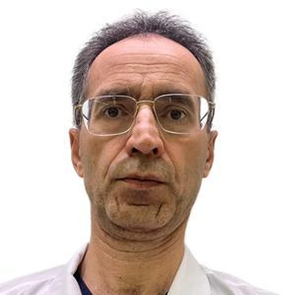 Амирагян Давид Мартикович — Хирург, Сургут