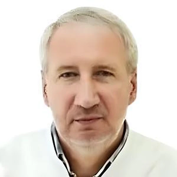 Корниенко Роман Анатольевич — Онколог, Брянск