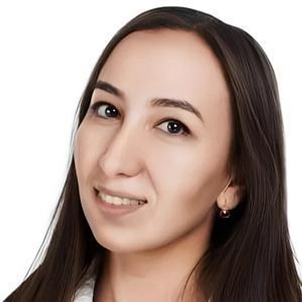 Гарипова Эльза Булатовна — Офтальмолог (окулист), Офтальмолог-хирург, Казань