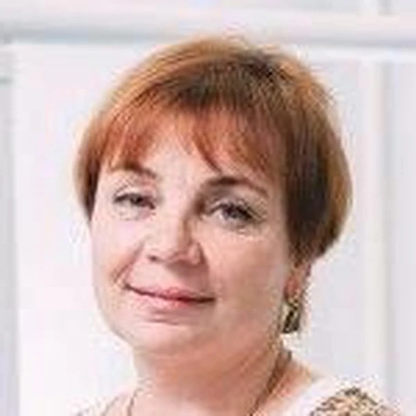 Гудова Елена Николаевна — Стоматолог, Киров