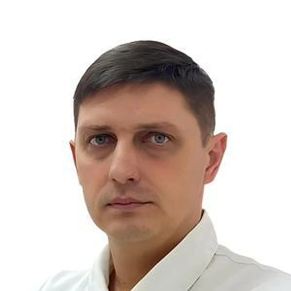 Халяпин Максим Евгеньевич — Офтальмолог (окулист), Коломна