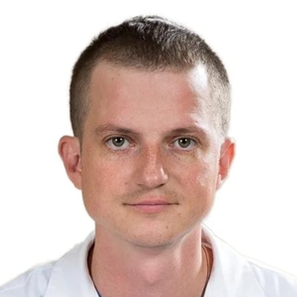 Усов Александр Валерьевич — Офтальмолог (окулист), Офтальмолог-хирург, Краснодар