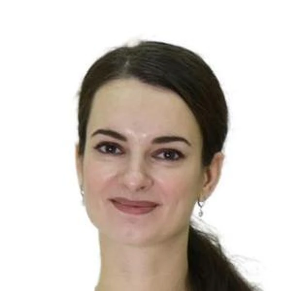 Латипова Даяна Константиновна — Стоматолог, Королёв