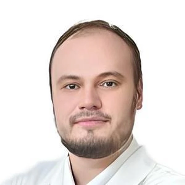 Ушаков Юрий Владиславович — Пластический хирург, Сосудистый хирург (ангиохирург), Флеболог, Хирург, Москва