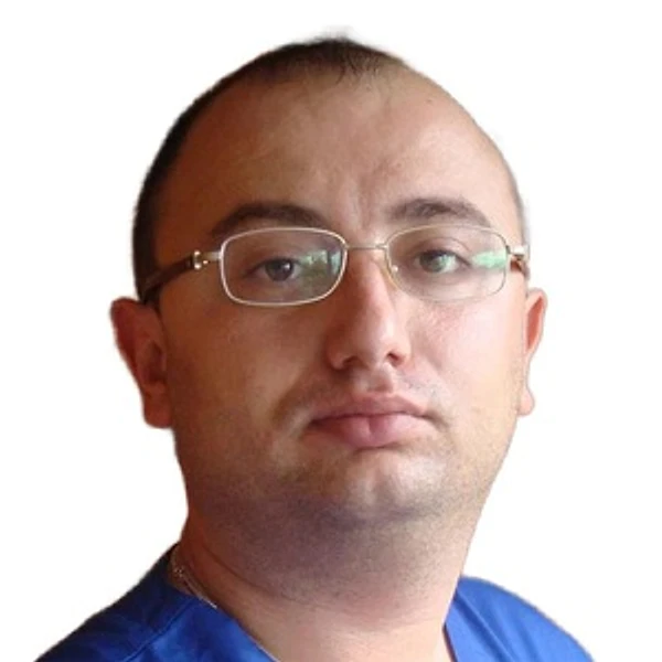 Арутюнян Давид Арнольдович — Стоматолог, Стоматолог-хирург, Электрогорск