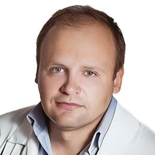 Уваров Евгений Владимирович — Челюстно-лицевой хирург, Стоматолог-ортопед, Стоматолог-хирург, Яхрома