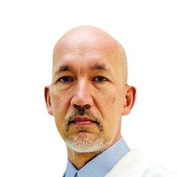Исхаков Ильдар Минахметович — Нейрохирург, Уфа