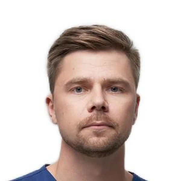 Шмелев Илья Сергеевич — Пластический хирург, Саратов