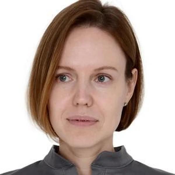 Паранина Юлия Олеговна — Стоматолог-хирург, Нижний Новгород